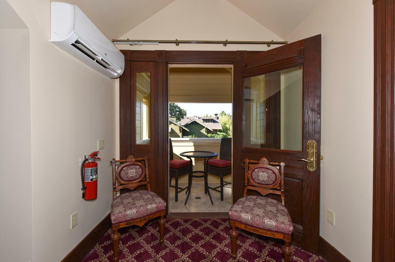 Bed & Breakfast Blackbird 3*